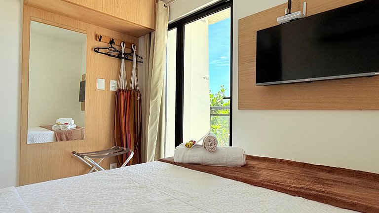 Practical and comfortable retreat near the beach 211