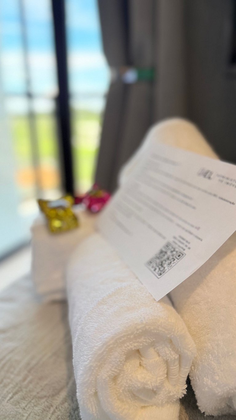 Apartamento elegante com vista para o mar - CL701