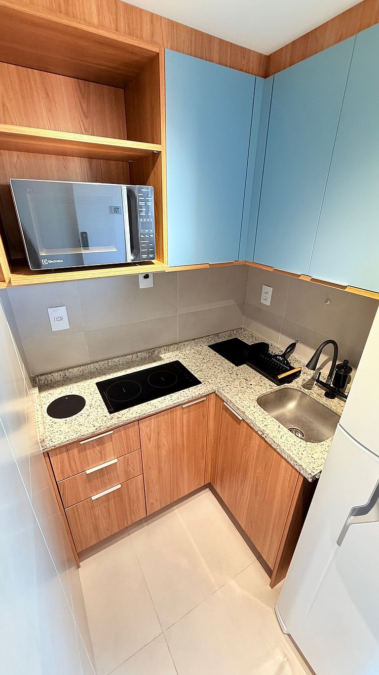 Apartamento elegante com vista para o mar - CL701