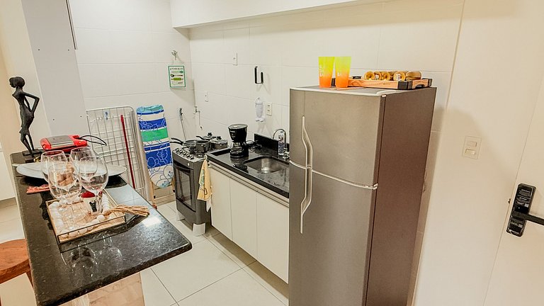 Apartamento 1 Quarto com Varanda no Atlântico Porto Residenc