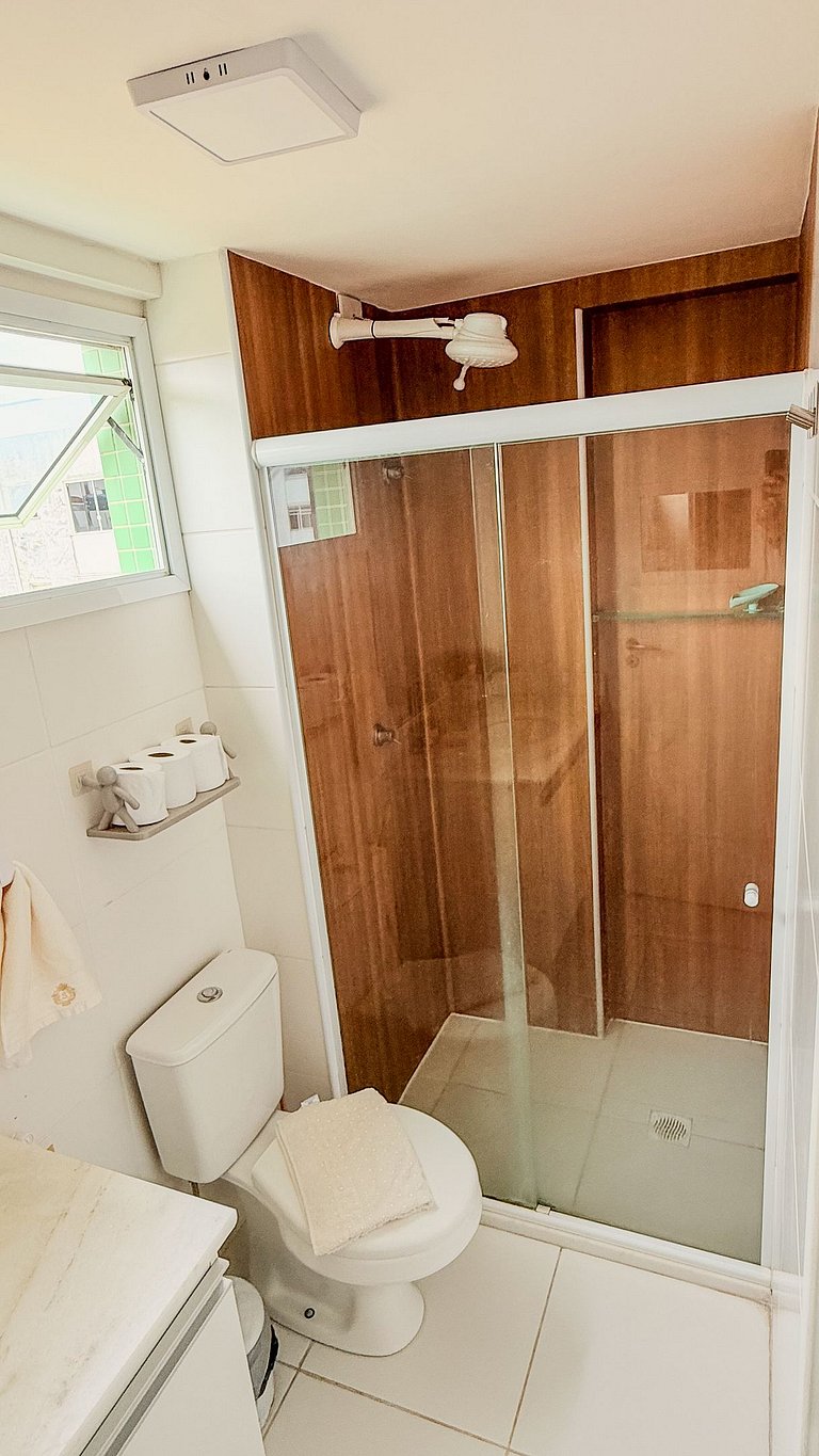 Apartamento 1 Quarto com Varanda no Atlântico Porto Residenc