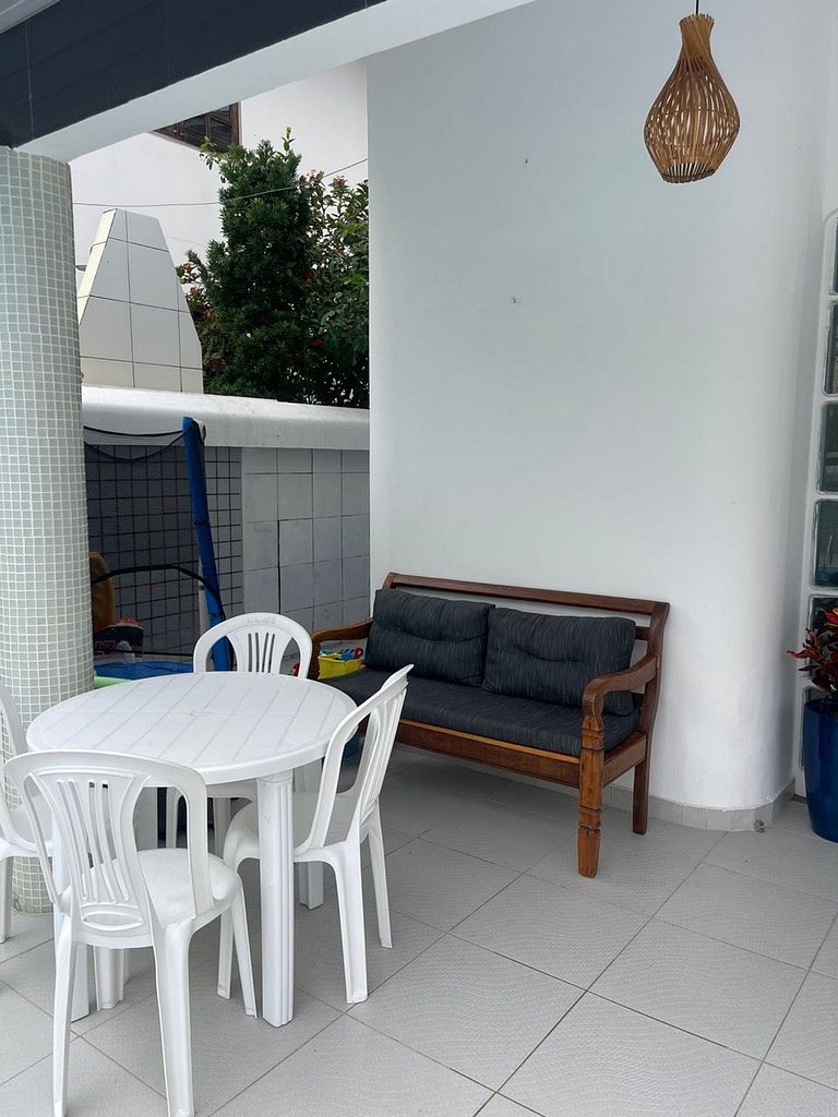 Complete house with pool in Vilas do Atlântico