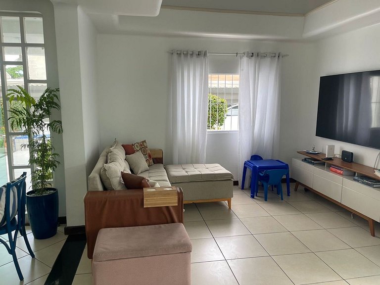 Casa completa con piscina en Vilas do Atlântico