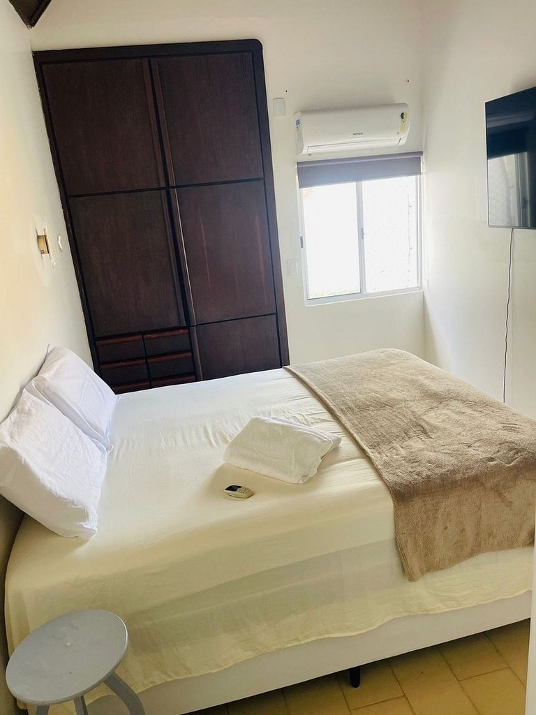 Casa completa com piscina em Vilas do Atlântico