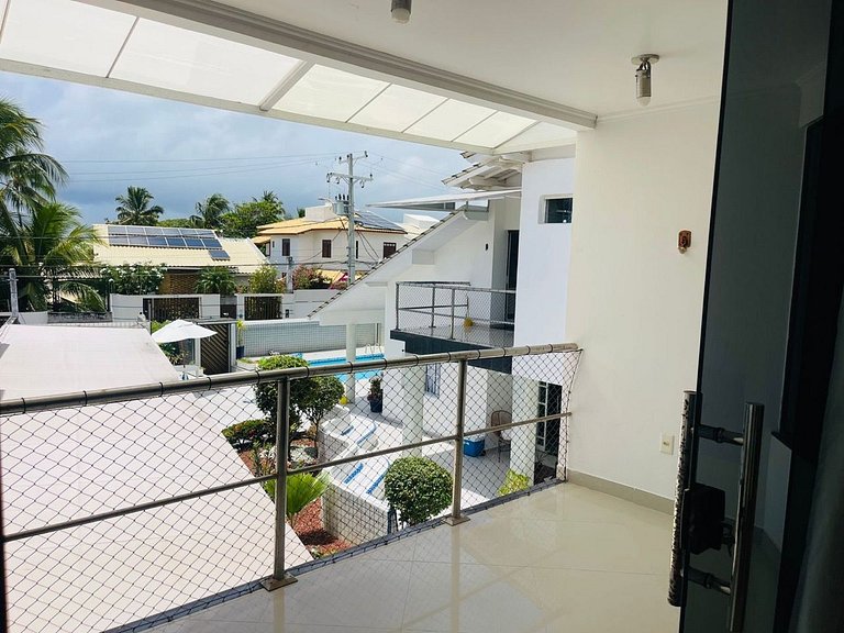 Complete house with pool in Vilas do Atlântico