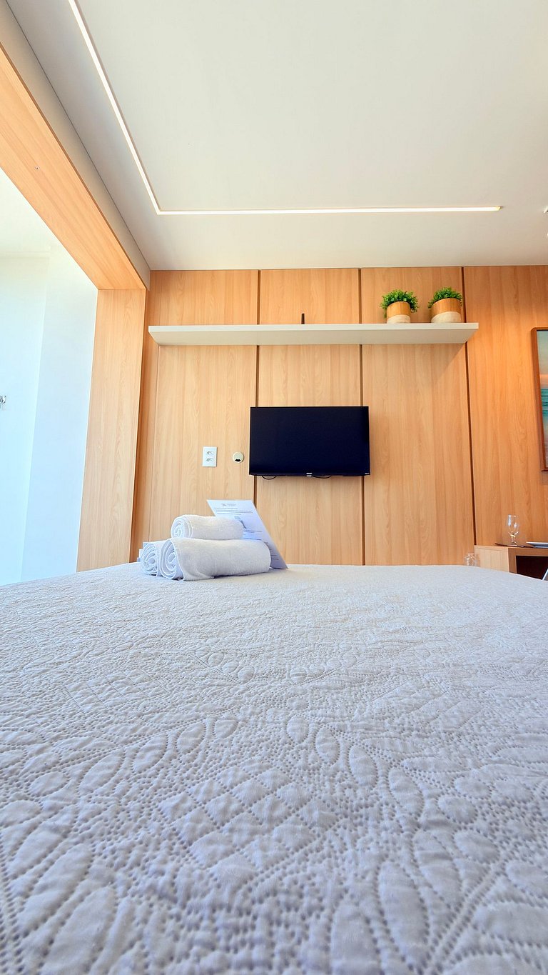 Modern and Cozy Studio - CL312